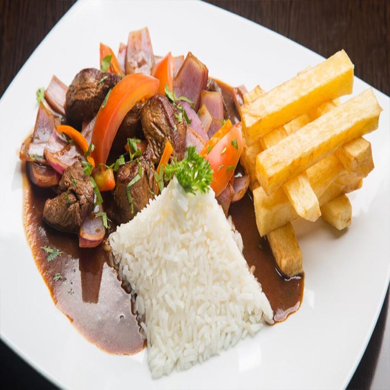 LOMO SALTADO DE CARNE