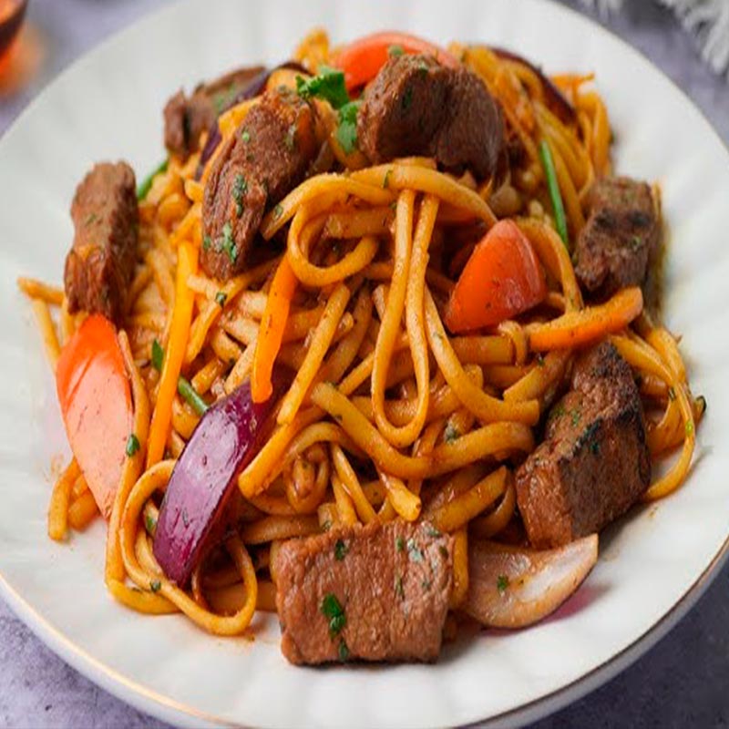 TALLARIN SALTADO DE CARNE
