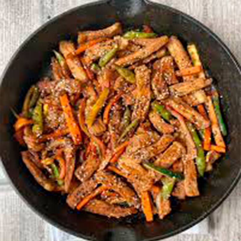 CERDO CON VERDURAS